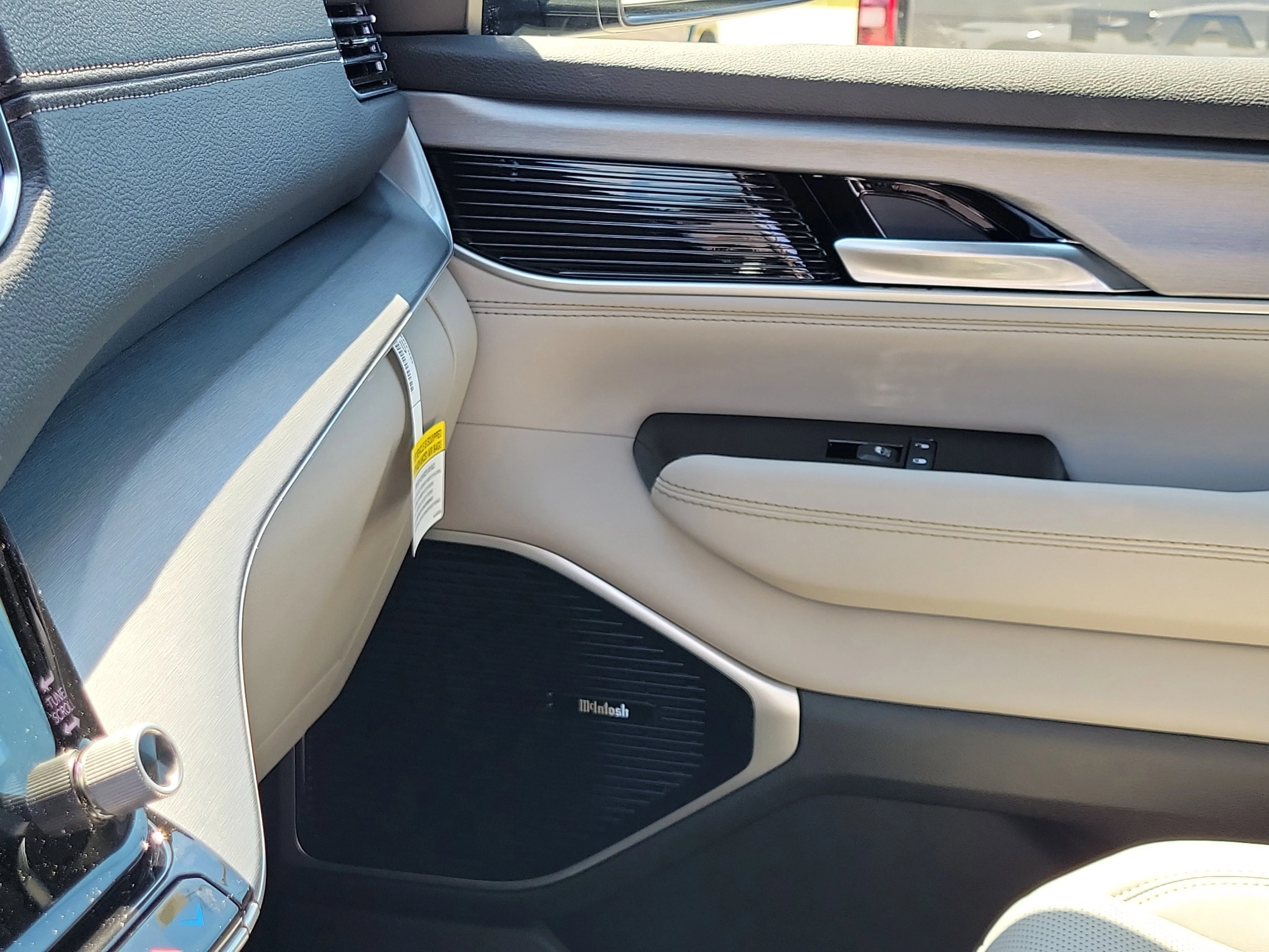 New 2026 Bright White Clearcoat Jeep Limited Altitude image 22