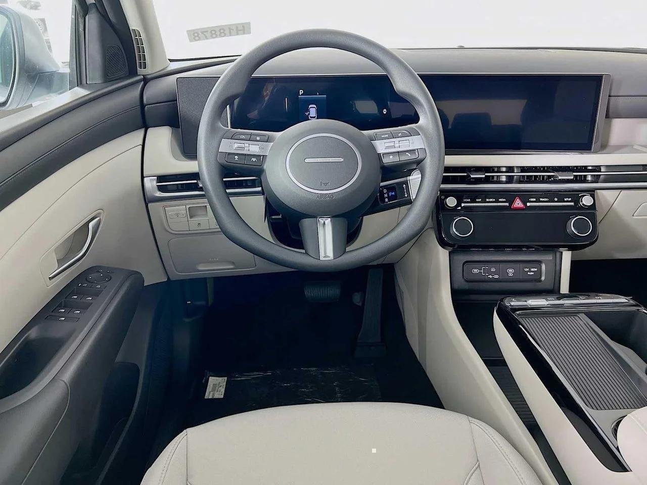 2026 Hyundai Tucson Hybrid — photo 16