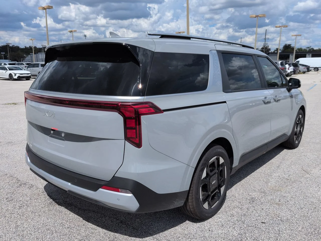 New 2026 Ceramic Silver Kia EX image 4