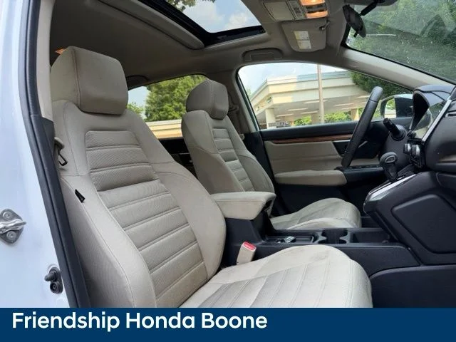 Used 2019 White Honda EX image 47