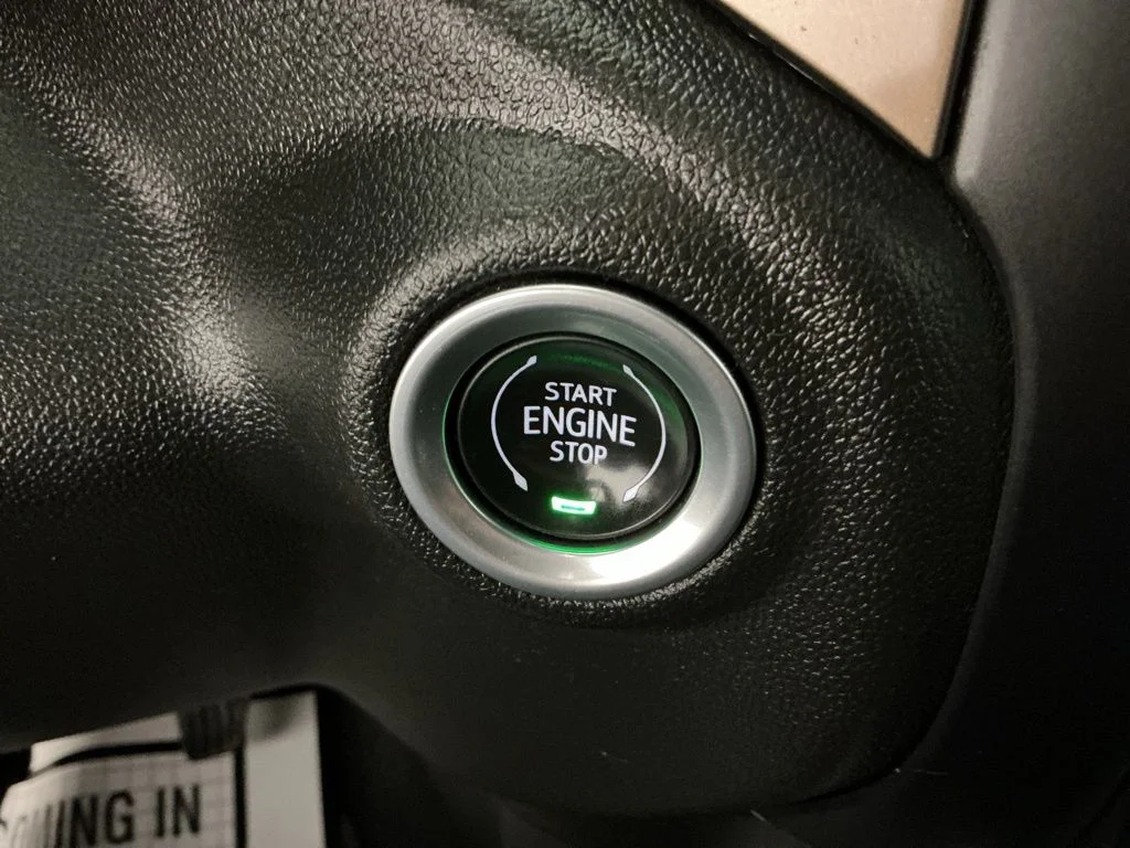 Used 2021 Beige Chevrolet High Country image 18