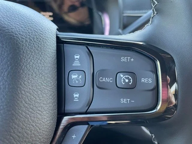 2025 RAM 2500 Limited - Photo 11