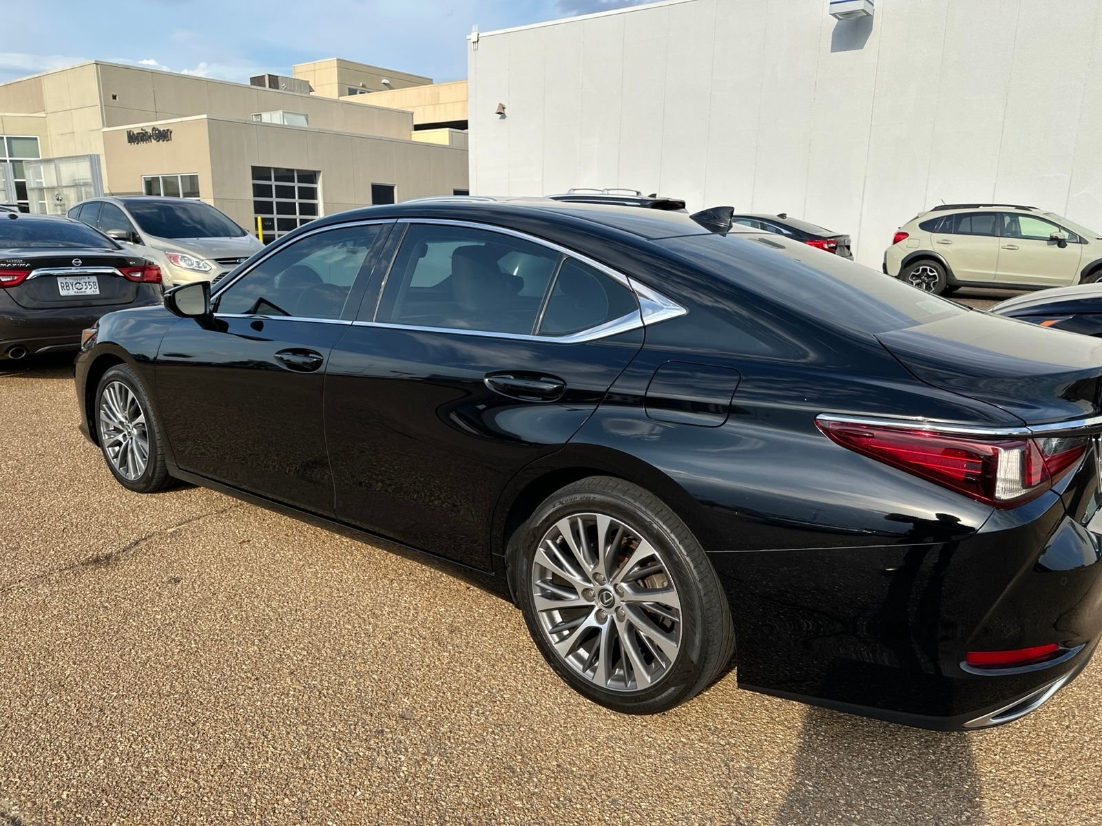 Used 2020 Black Lexus 350 image 6