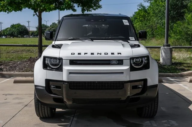 New 2026 White Land Rover S image 6