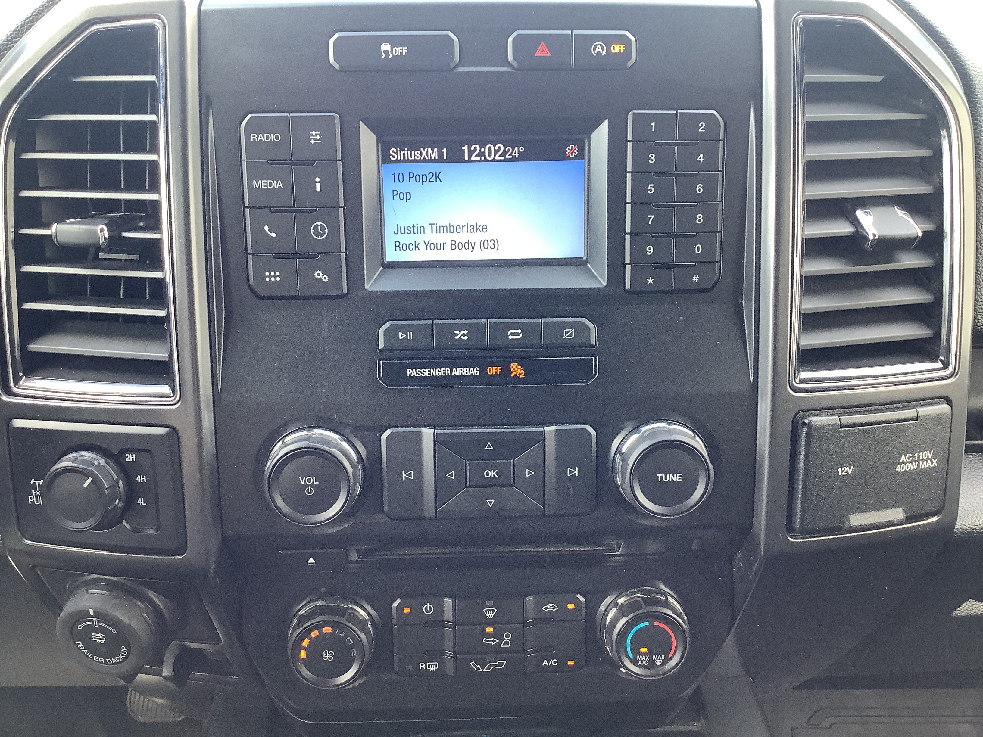 Used 2018 Black Ford XLT image 14