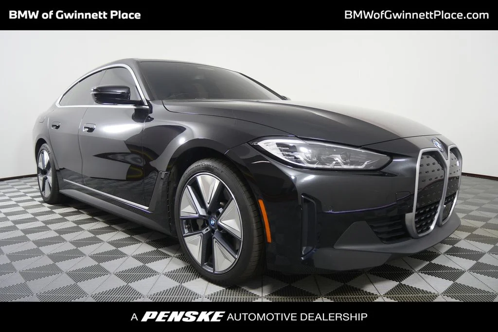 2023 BMW i4 eDrive35's photo