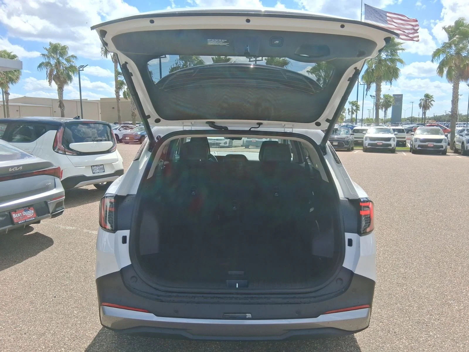 New 2026 White Kia EX image 6