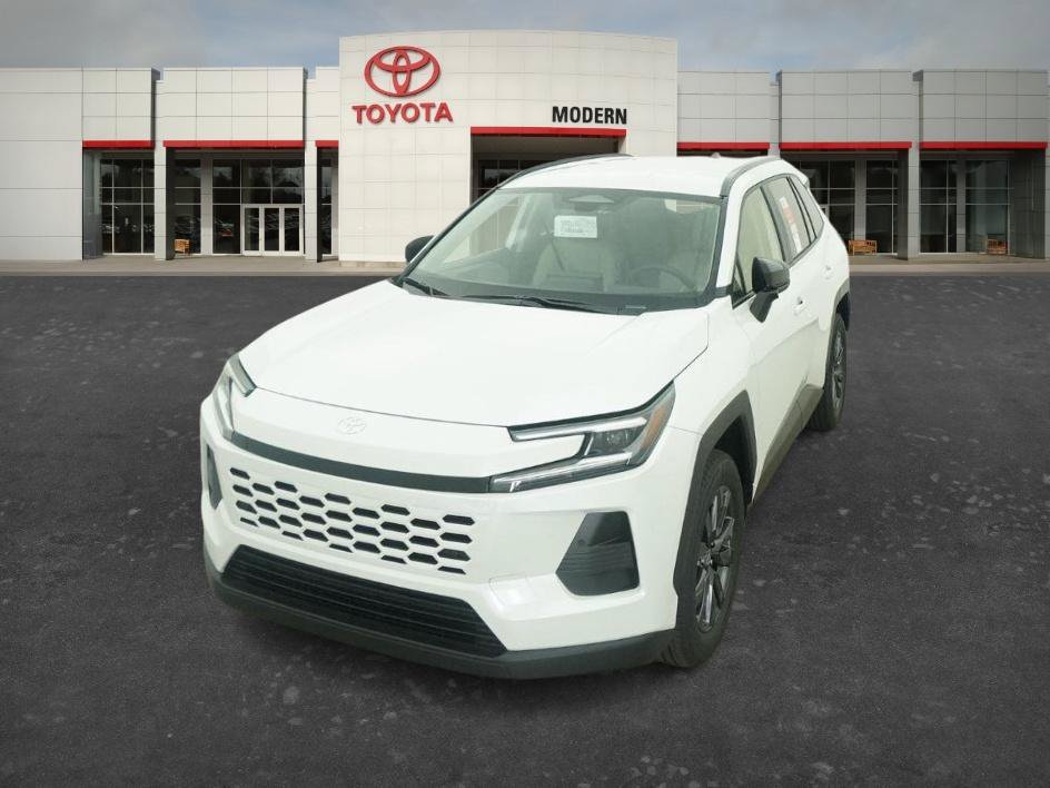 New 2026 Wind Chill Pearl Toyota XLE Premium image 15