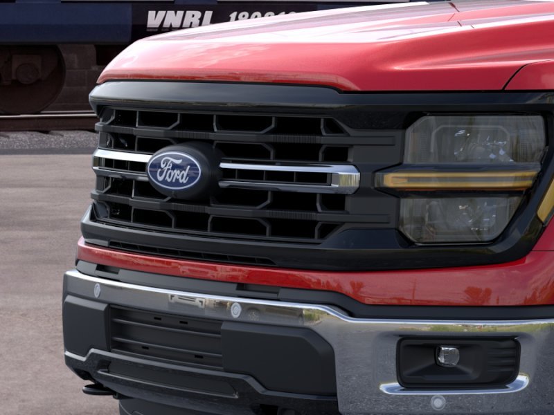 New 2026 Ruby Red Metallic Tinted Clearcoat Ford XLT image 25