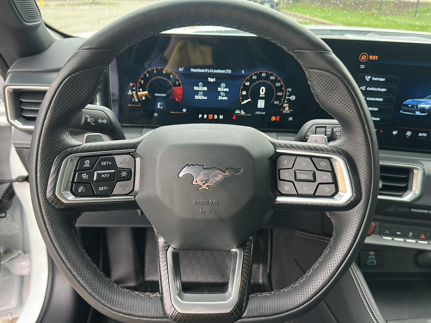 Certified Used 2025 Oxford White Ford GT Premium image 15