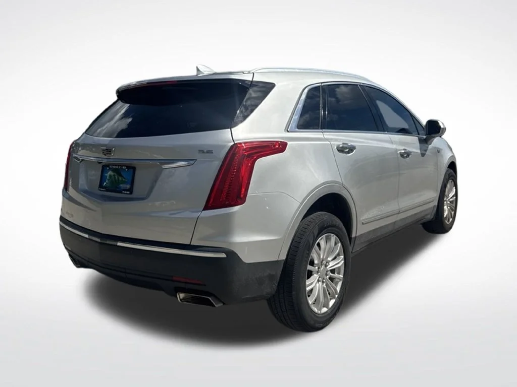Used 2019 Silver Cadillac Base image 4
