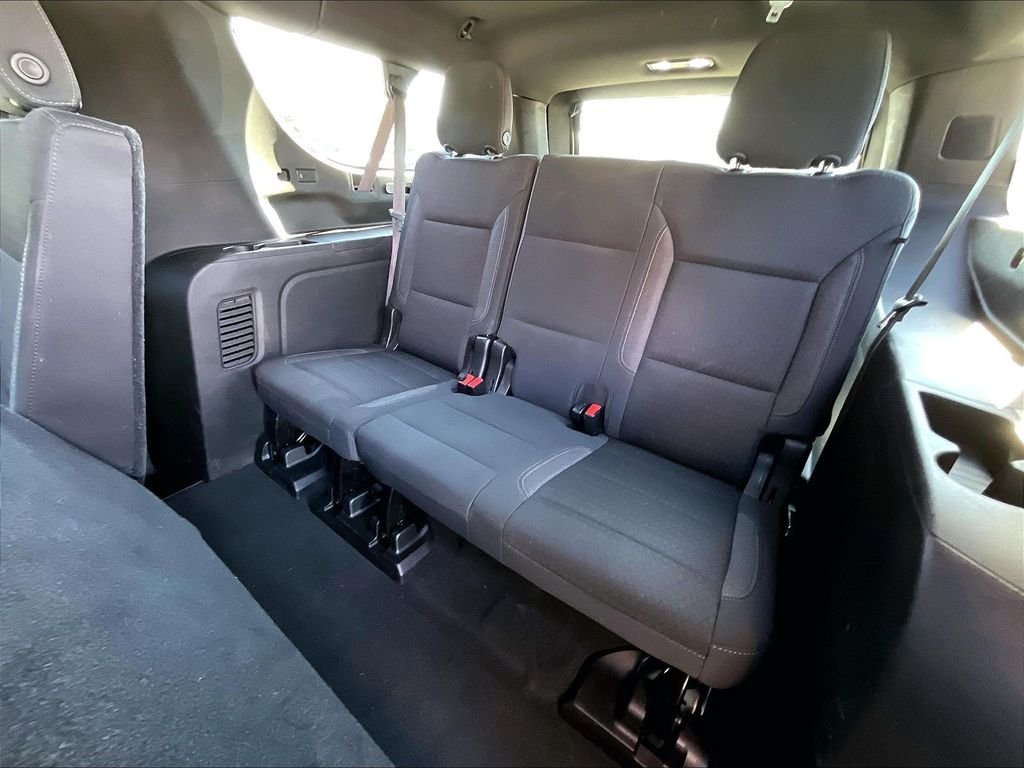 Used 2021 Black Chevrolet LS image 16