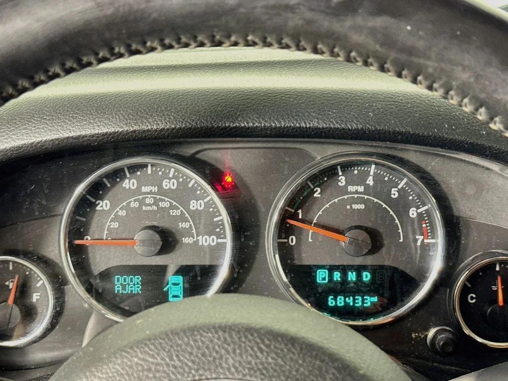 Used 2017 Purple Jeep Sport image 14