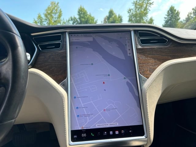 Used 2018 Silver Metallic Tesla 100D image 27