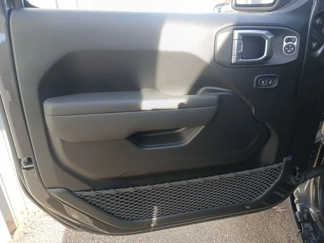 2026 Jeep Wrangler 2-Door Sport S - Photo 40