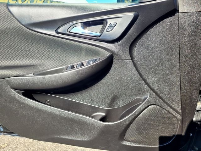Used 2025 Black Chevrolet LT image 14