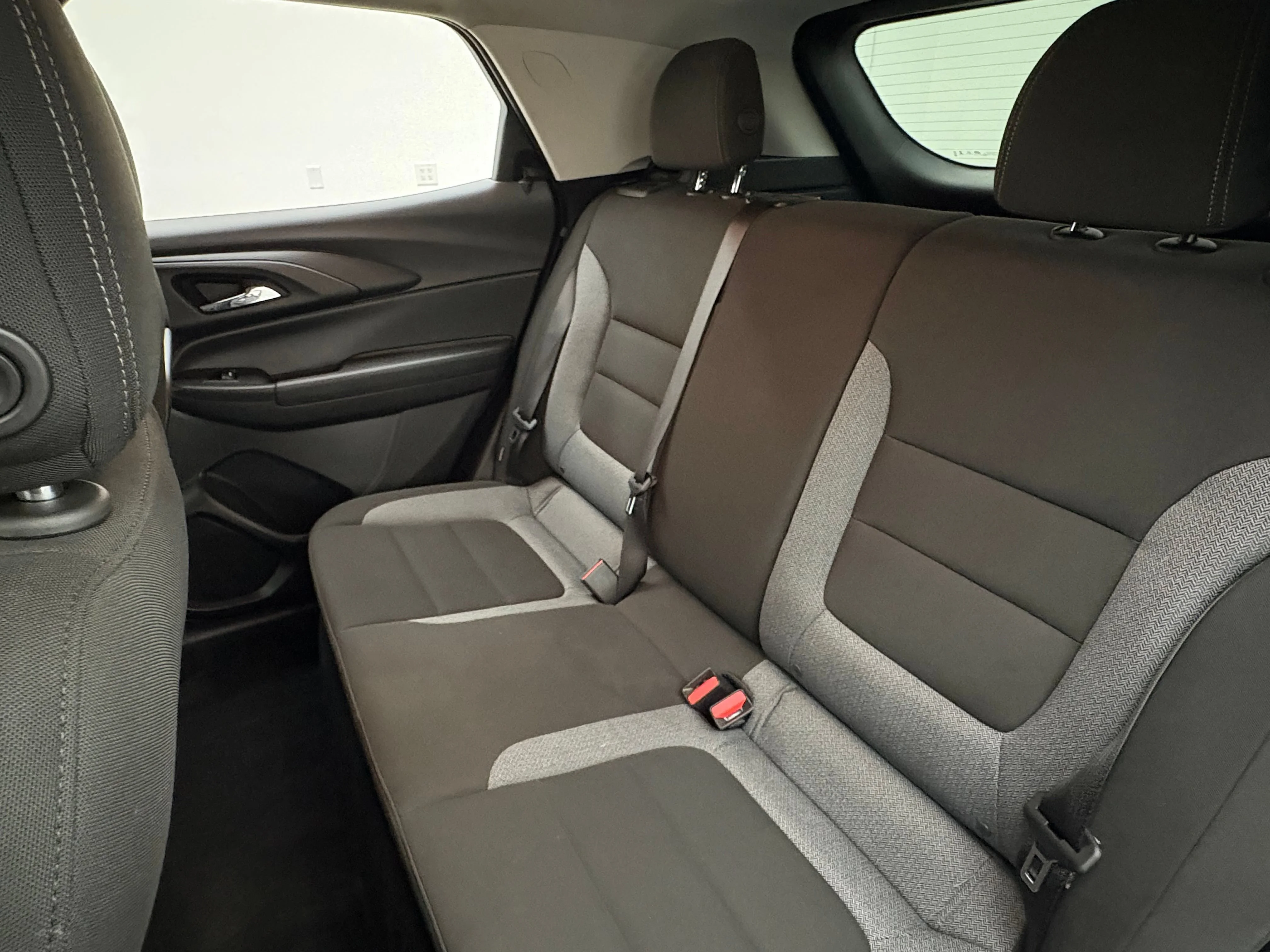 Used 2025 Mosaic Black Metallic Chevrolet LT image 36