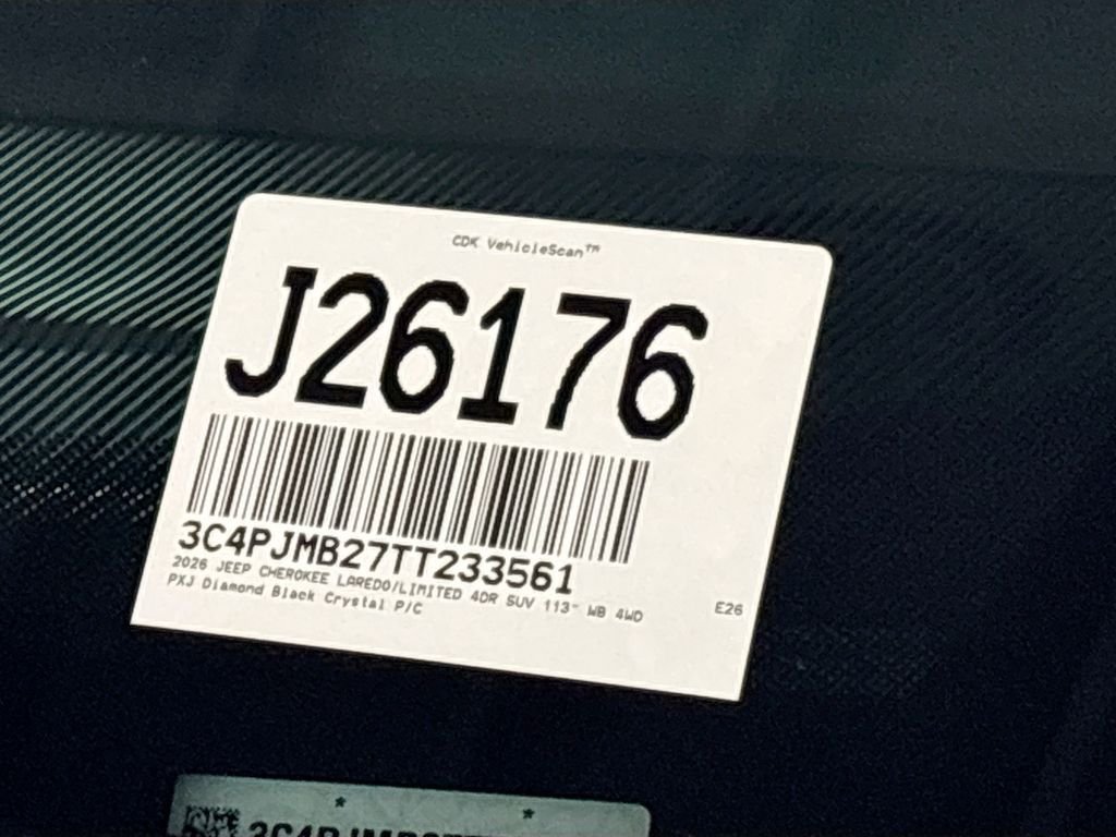 New 2026 Diamond Black Crystal Pearlcoat Jeep Limited image 24