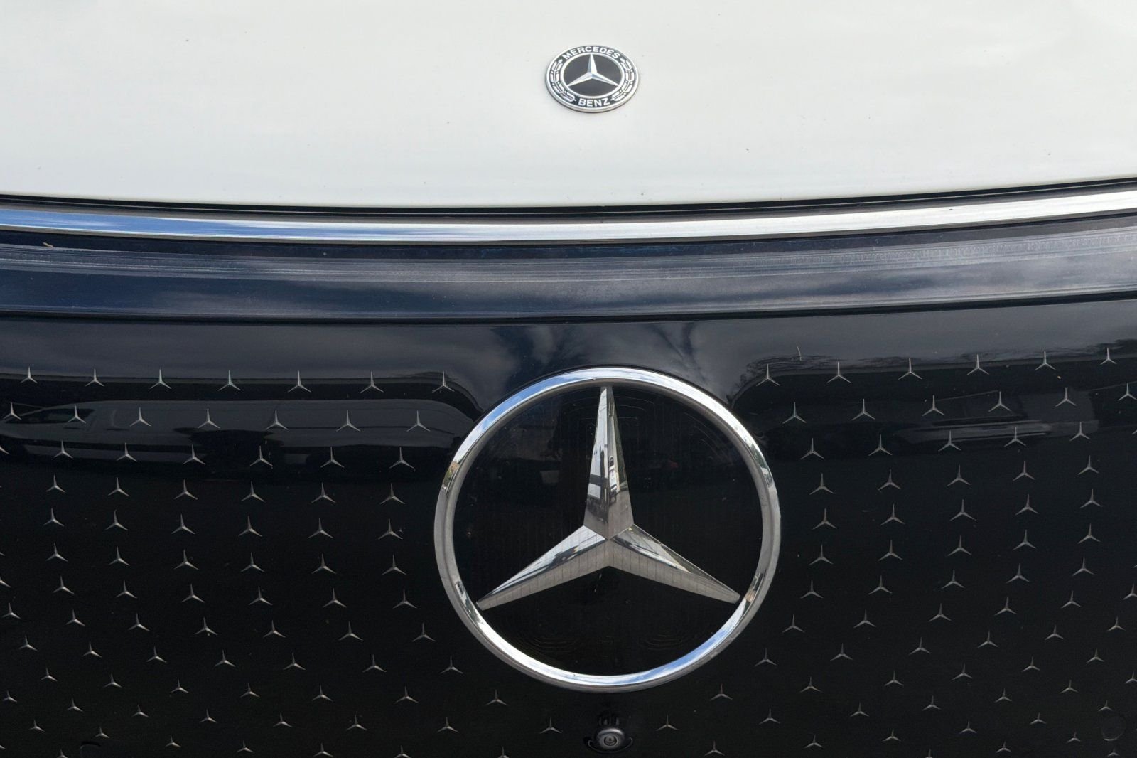 Used 2023 White Mercedes-Benz 580 image 14