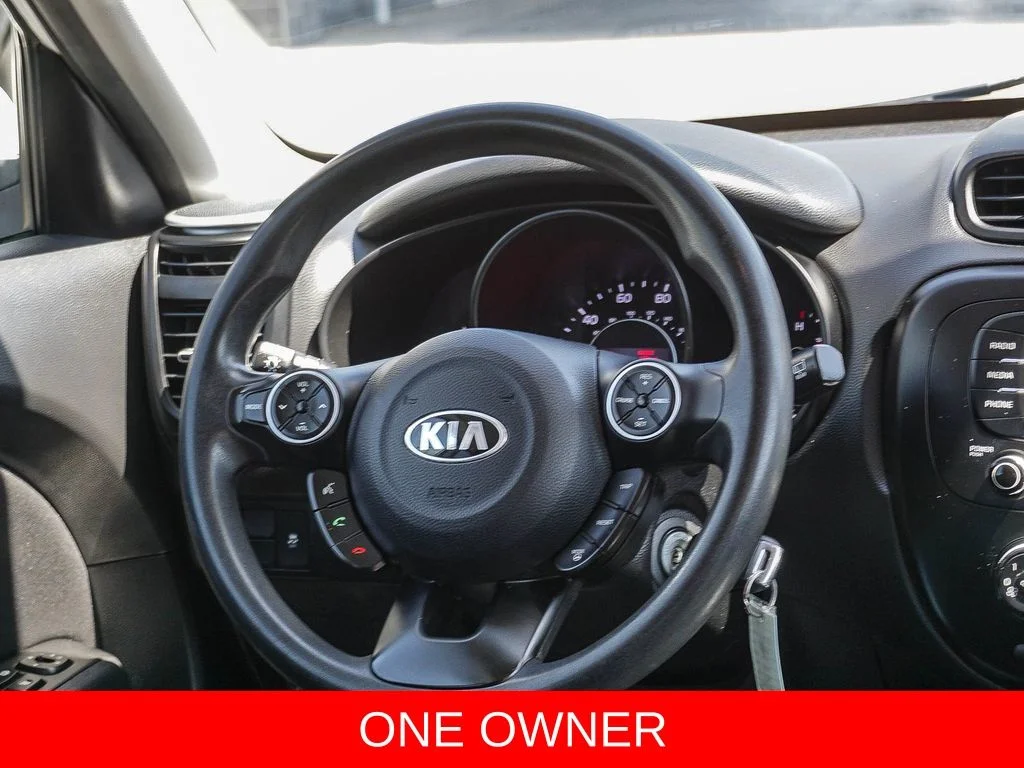 Used 2016 White Kia Plus image 16