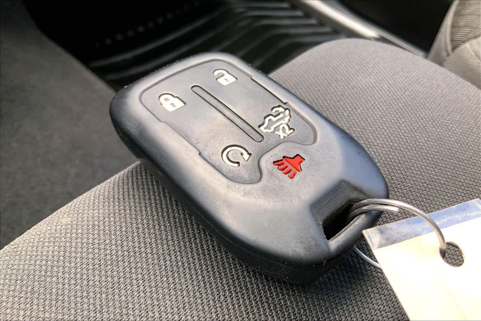 Used 2020 Cardinal Red GMC Elevation image 15