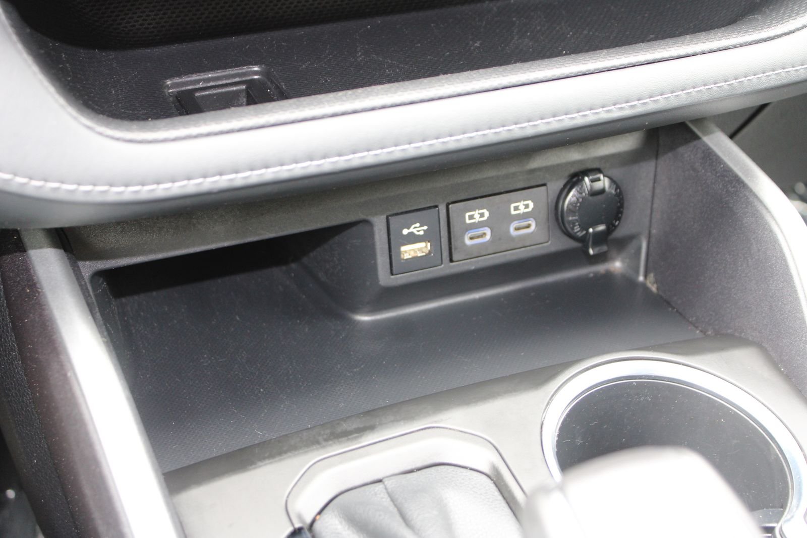 Used 2022 Black Toyota XLE image 18