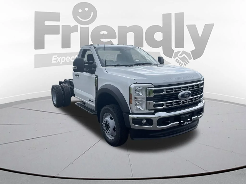 New 2026 Oxford White Ford F-550® XL image 3