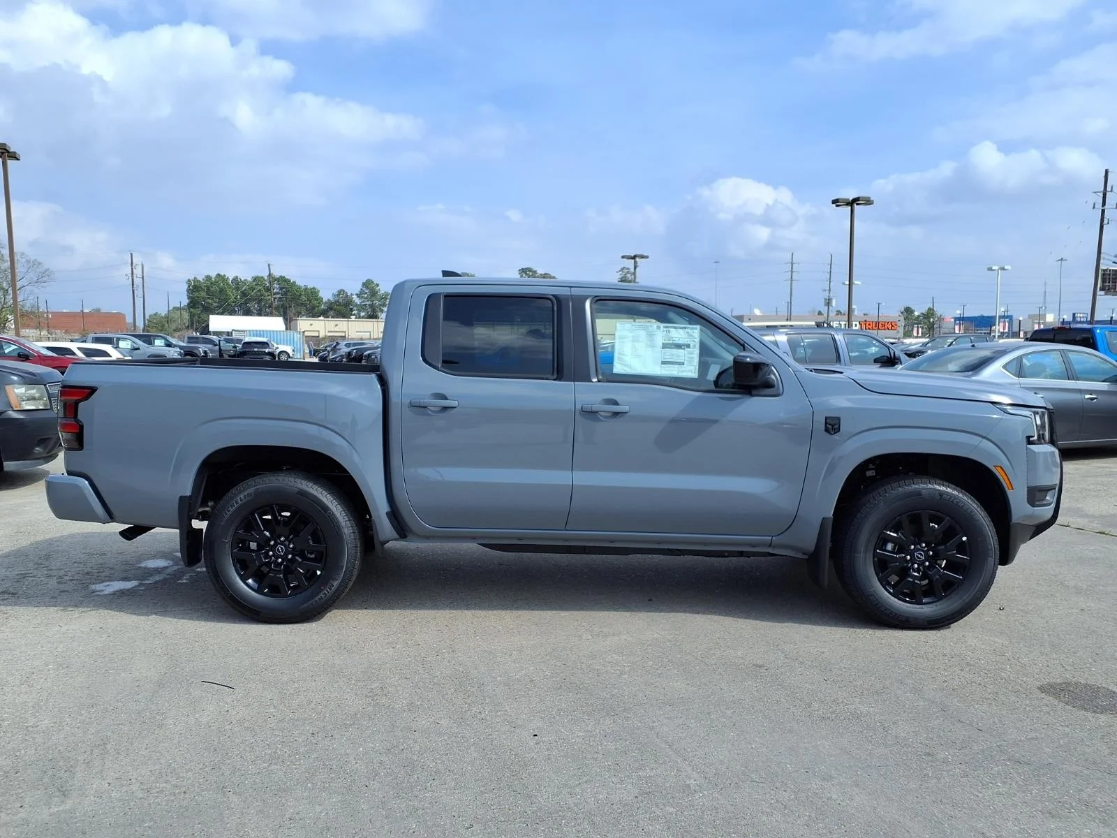2026 Nissan Frontier Crew Cab SV - 3
