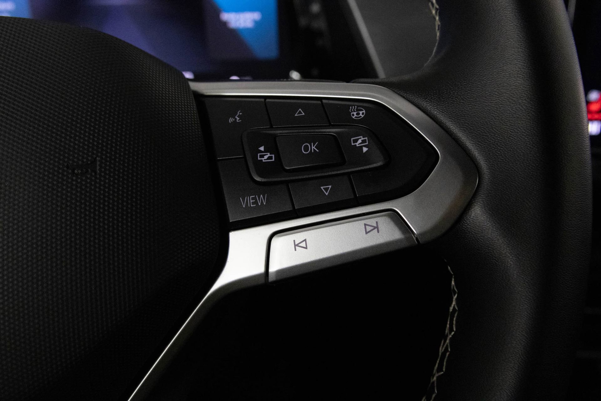 2025 VOLKSWAGEN ATLAS CROSS SPORT - Image 28