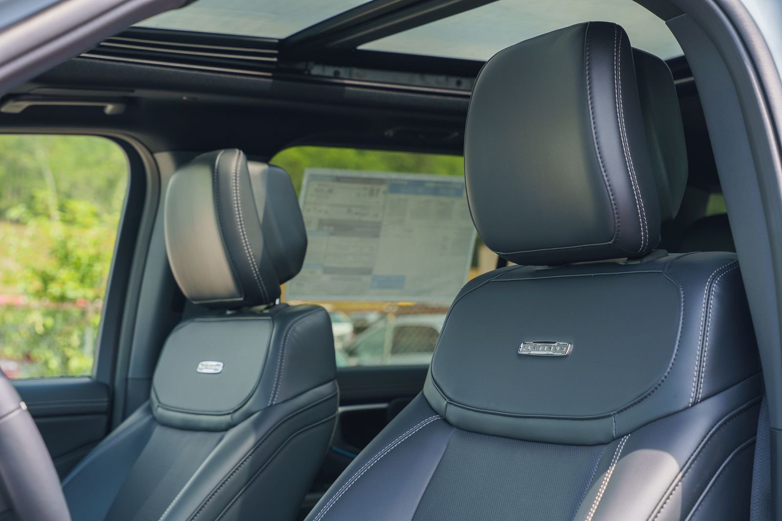 New 2026 Glacier Gray Metallic Tri-Coat Ford MAX Platinum® image 20