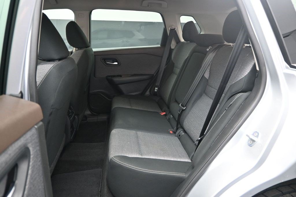 Used 2023 Brilliant Silver Metallic Nissan SV image 12