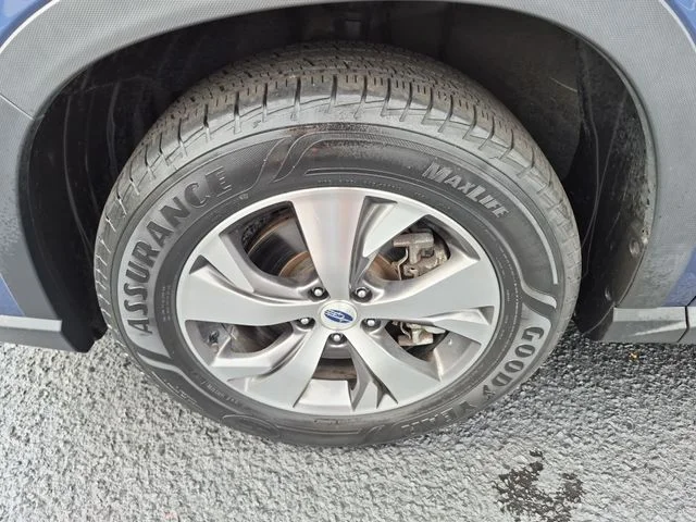 Used 2021 Blue Subaru Premium image 10