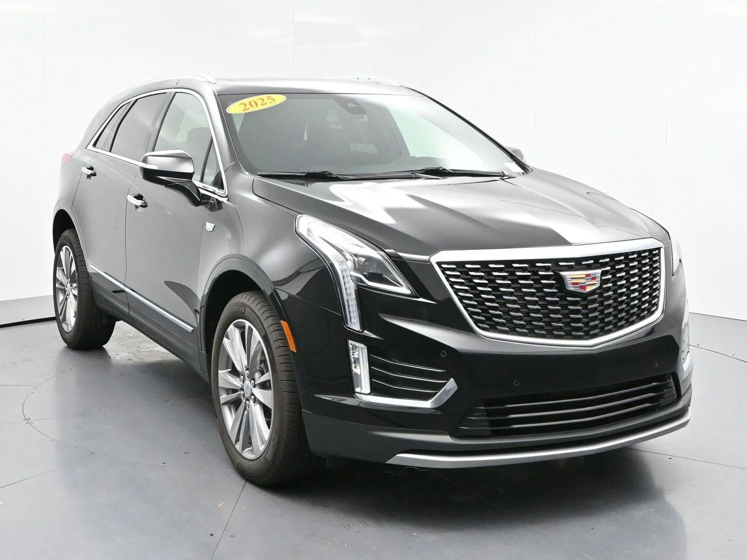 Used 2025 Stellar Black Metallic Cadillac Premium Luxury image 1