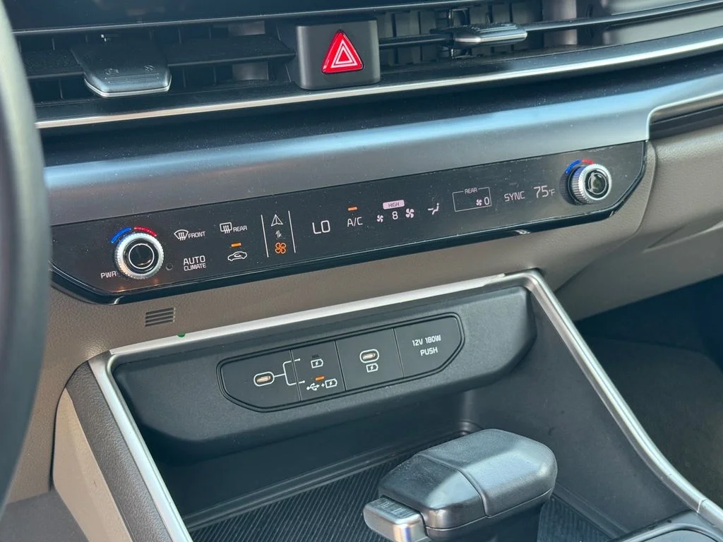 Used 2025 Gray Kia LXS image 28