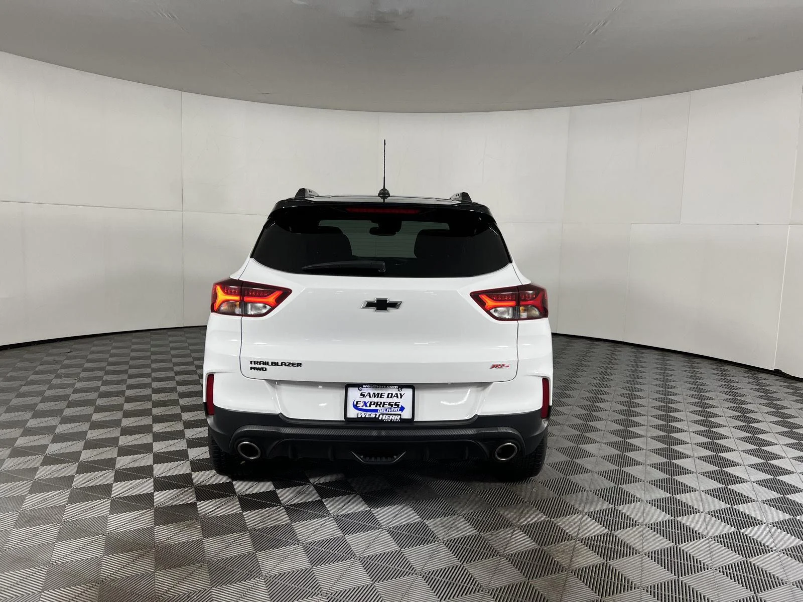Used 2023 Summit White Chevrolet RS image 10