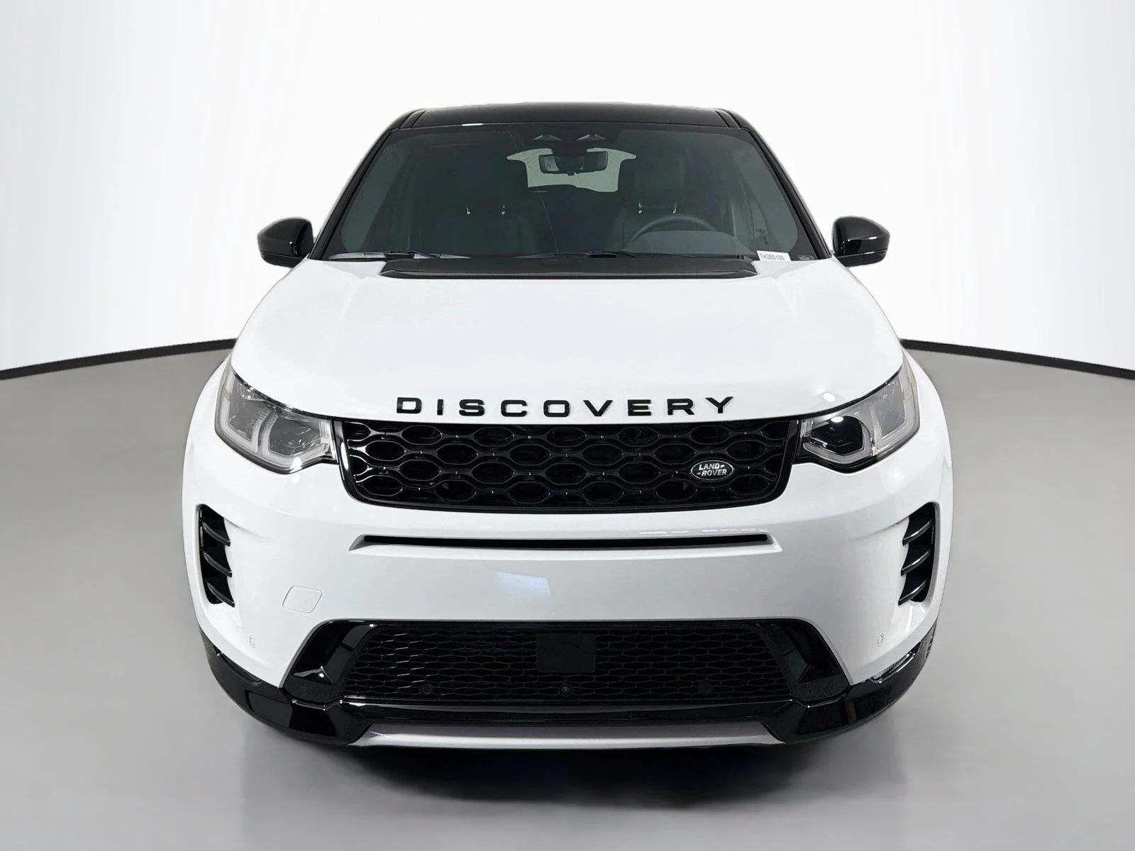 New 2026 Fuji White Land Rover Landmark Edition image 2