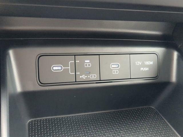 New 2025 Silver Hyundai SE FWD image 21