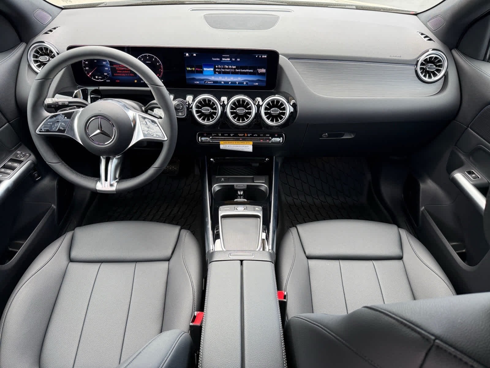 Used 2026 Night Black Mercedes-Benz GLA 250 image 12