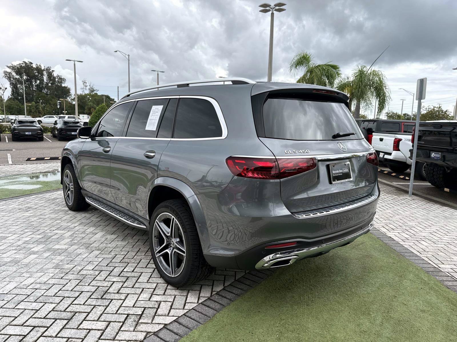 Certified Used 2026 Gray Metallic Mercedes-Benz 450 image 4