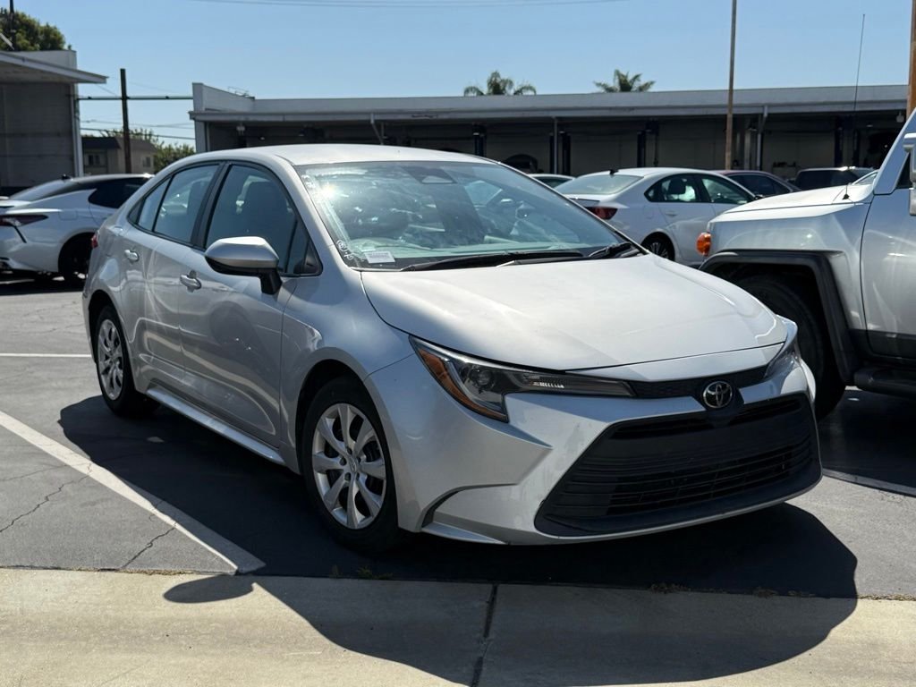 2023 Toyota Corolla LE CVT's photo
