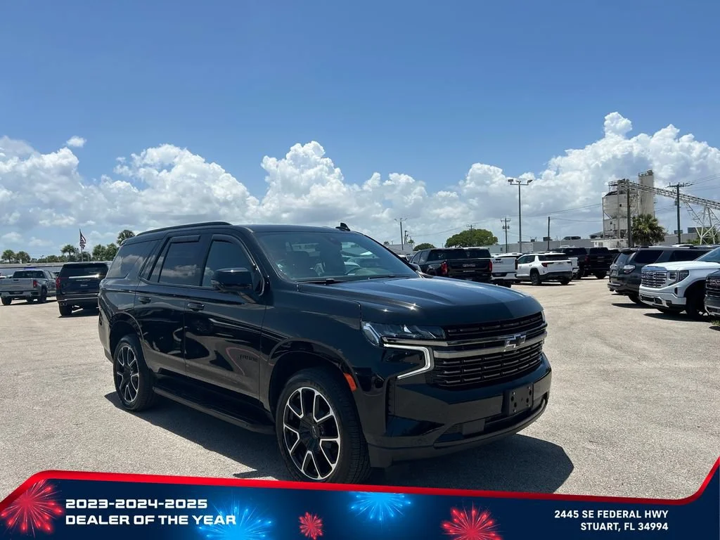 Used 2021 BLACK Chevrolet RST image 2