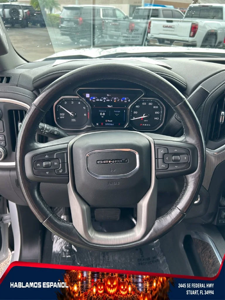 Used 2021 WHITE FROST TRICOAT GMC Denali image 13