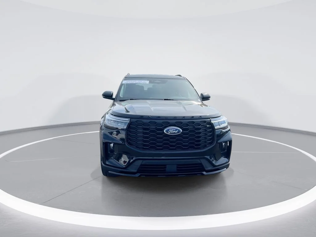 Used 2025 Black Ford ST-Line image 3