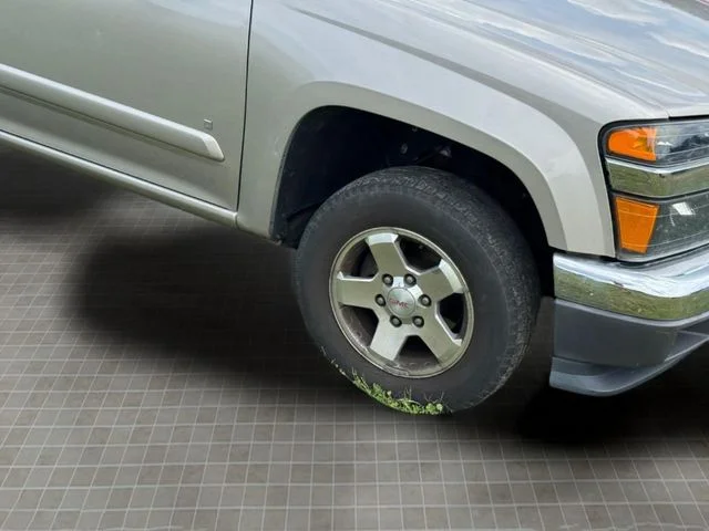 Used 2009 Silver GMC Value Package image 11