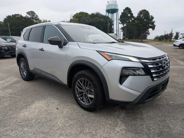 Used 2024 Silver Nissan S image 2