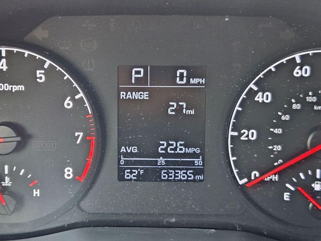Used 2021 Pomegranate Red Metallic Hyundai SE image 15
