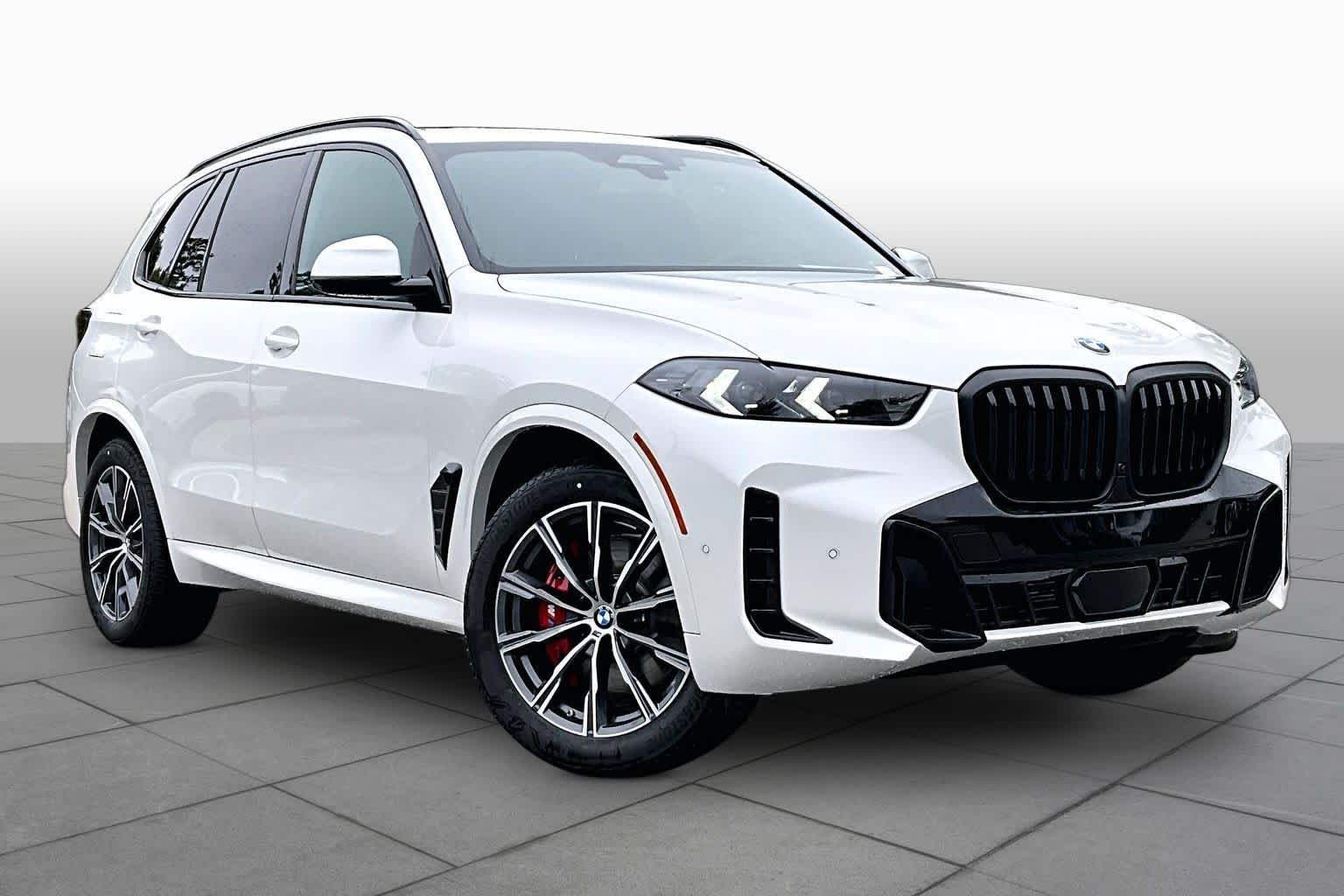 New 2026 Mineral White Metallic BMW xDrive40i image 2