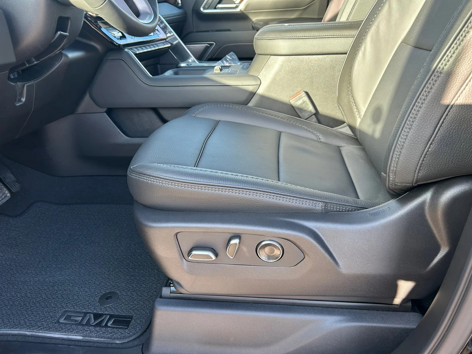 New 2026 Onyx Black GMC Denali image 15