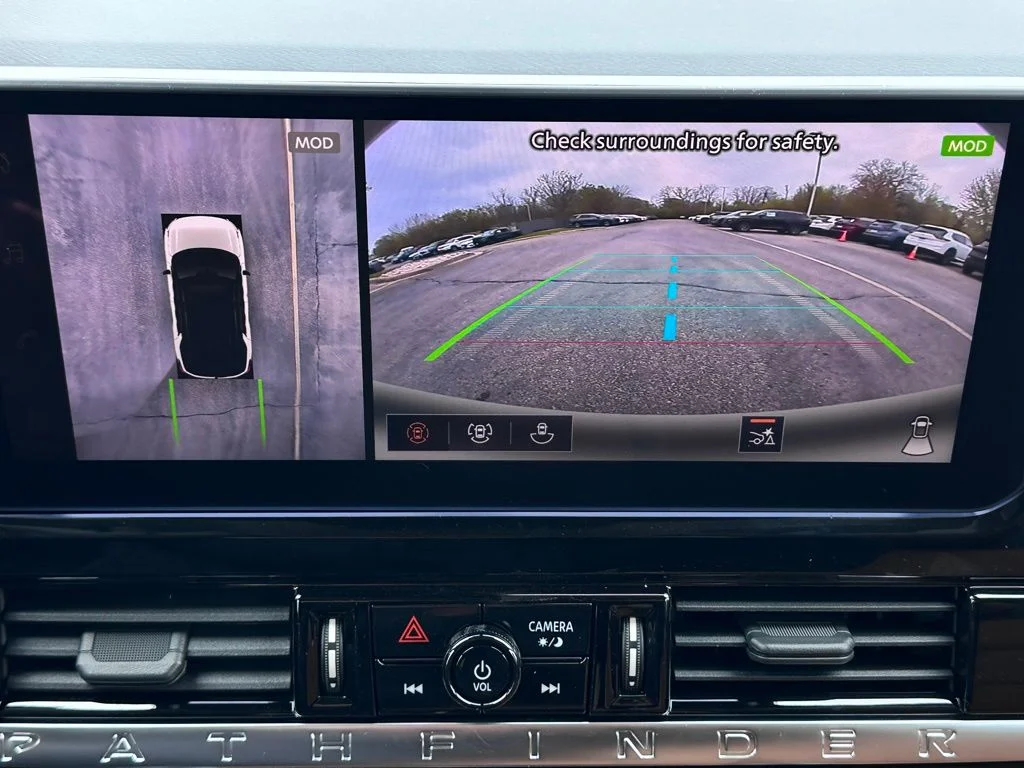 New 2026 Everest White Pearl/Black Nissan Platinum image 26