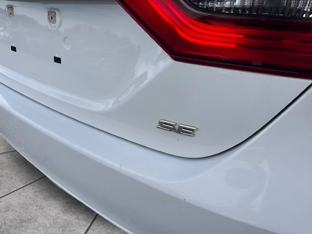 Used 2021 White Toyota SE image 27